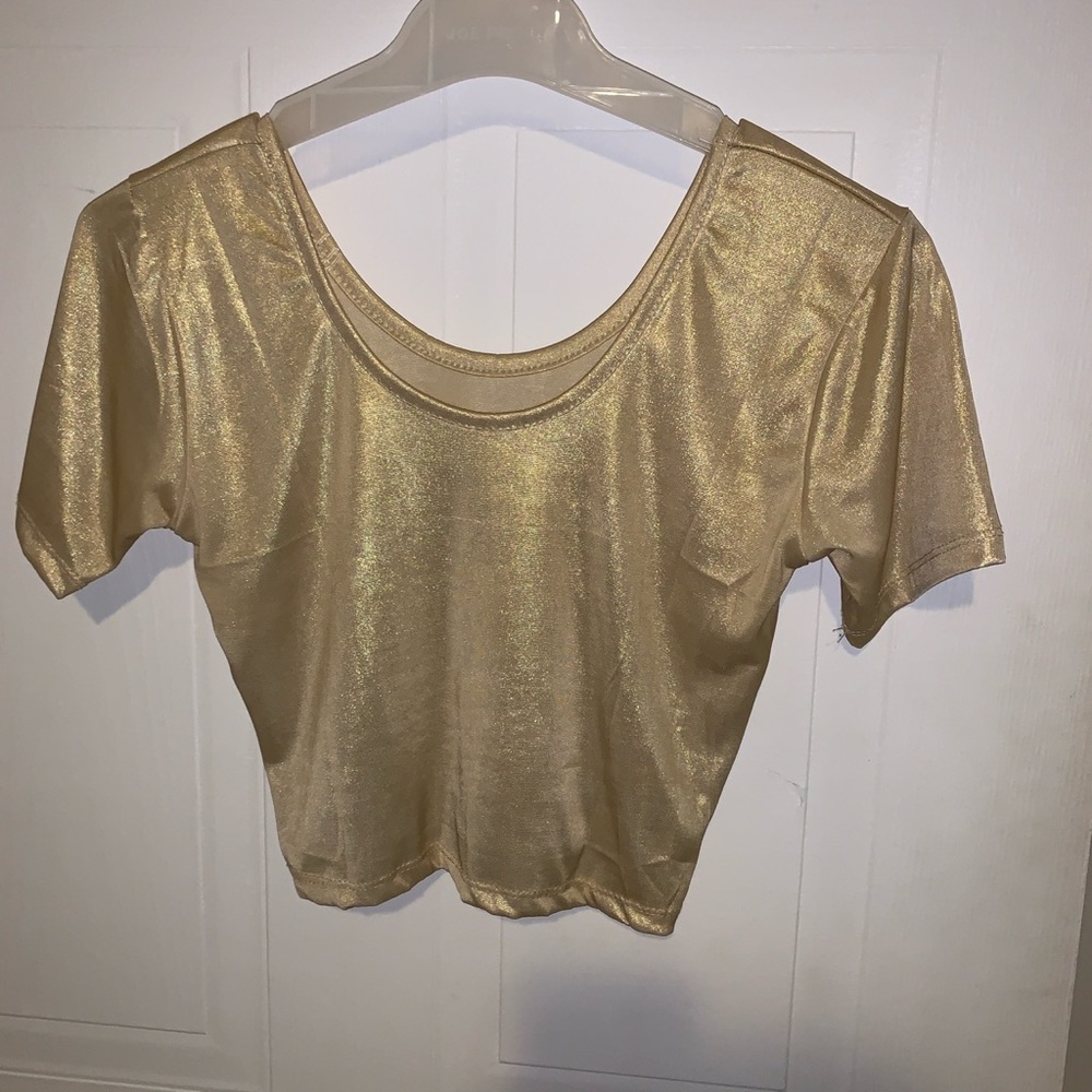 Golden short crop top medium size
